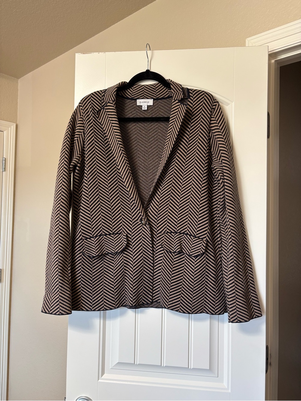 Evereve Black Tan Chevron Stretch Knit Blazer